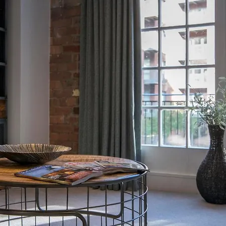 Chocolets - The Joseph Rowntree Apartament York